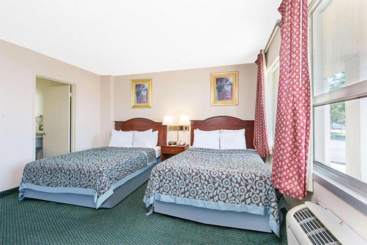 Blue Way Inn&Suites Wichita East Extérieur photo