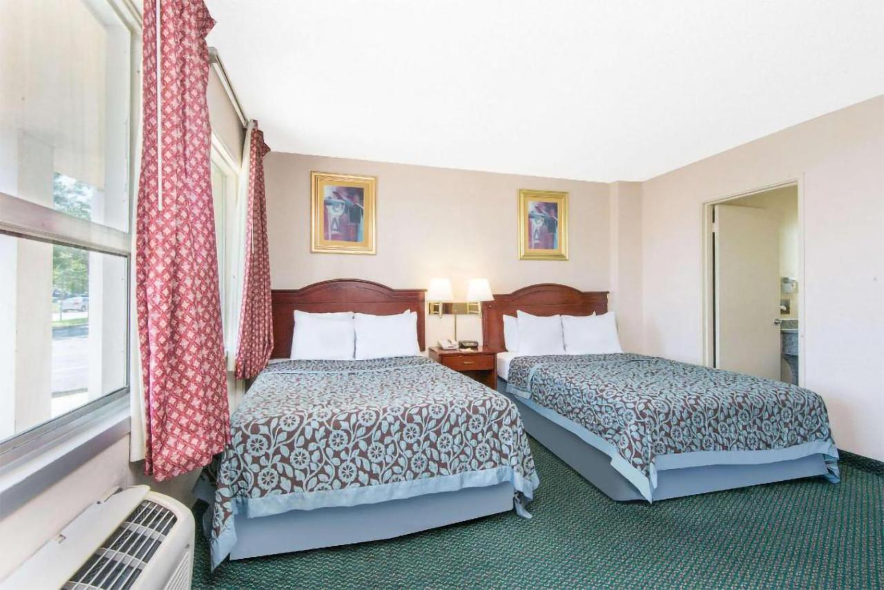 Blue Way Inn&Suites Wichita East Extérieur photo